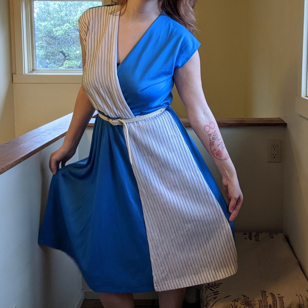 Vintage Day Dress - Picture 3 of 4